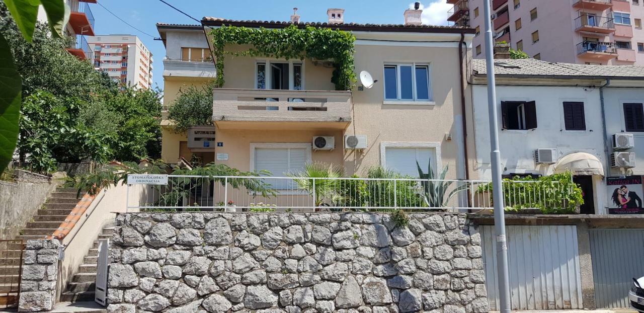 Apartment Casa Depoli Риека Экстерьер фото